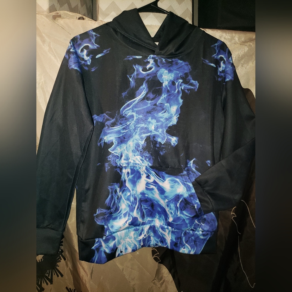 Mens small or kids XL Hoodie
